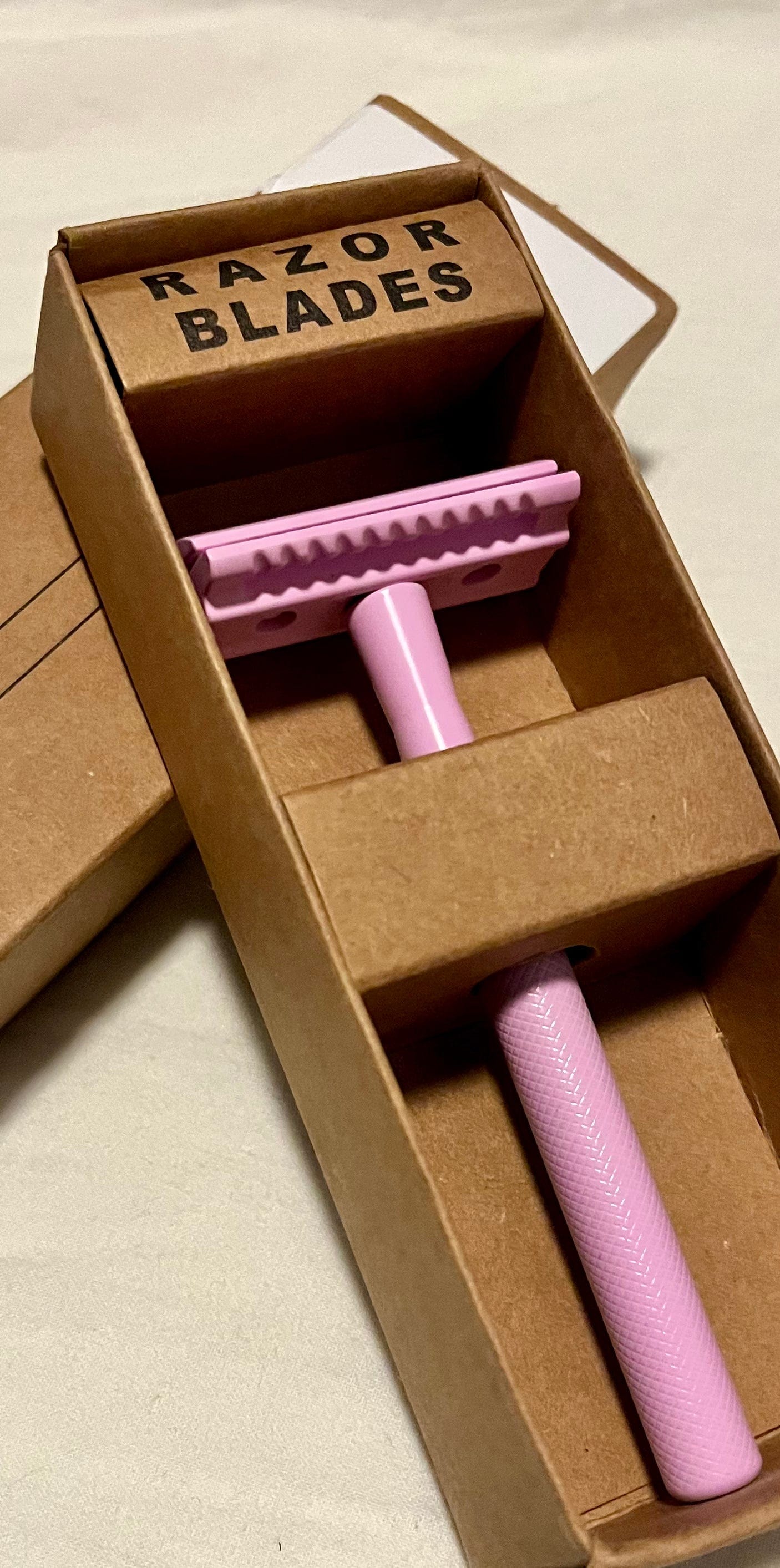 Bearradh Lilac Bearradh safety razor
