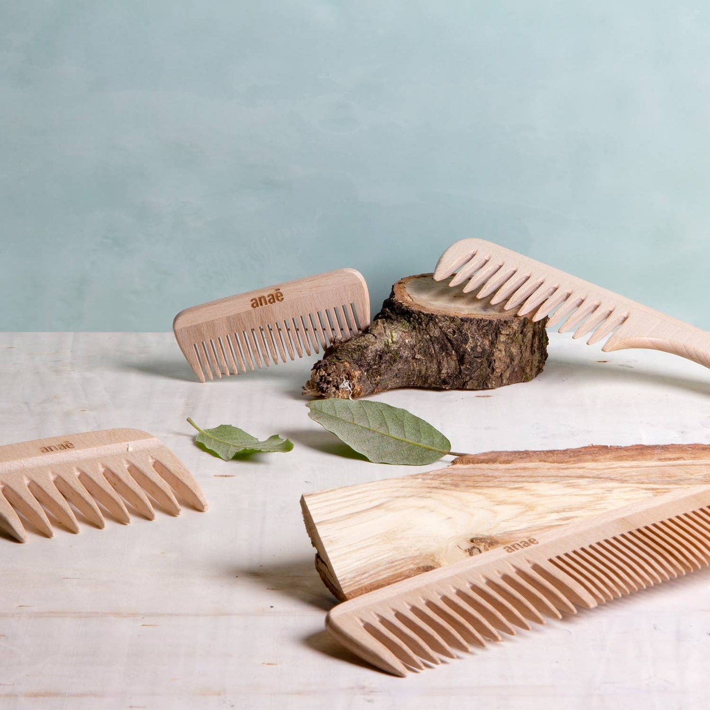 Ecodis - Grand Beau Wooden comb for curly and frizzy hair - Anaé