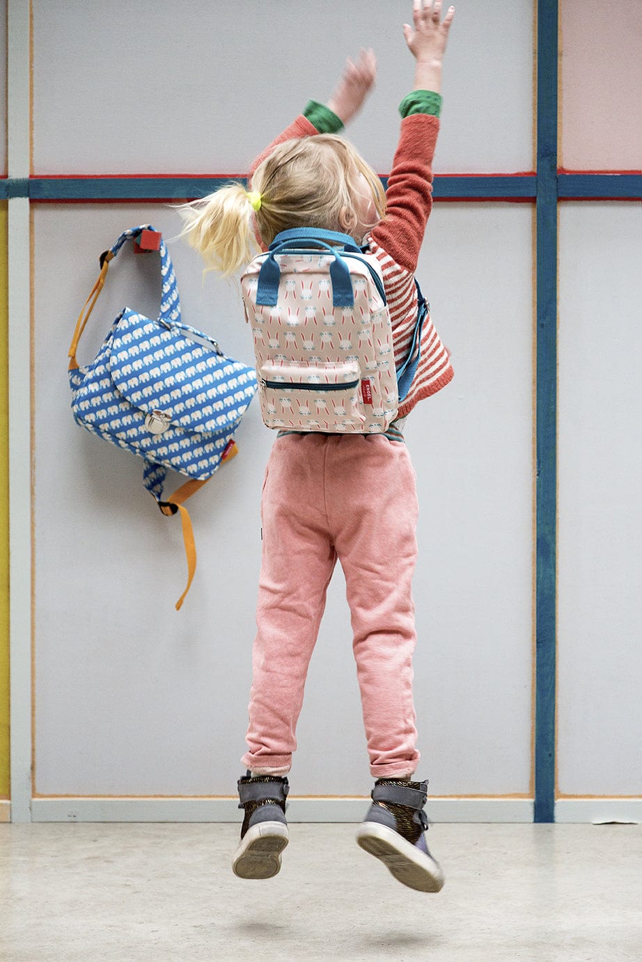Engel Flower Engel Medium School Backpack (made from recycled plastic bottles)