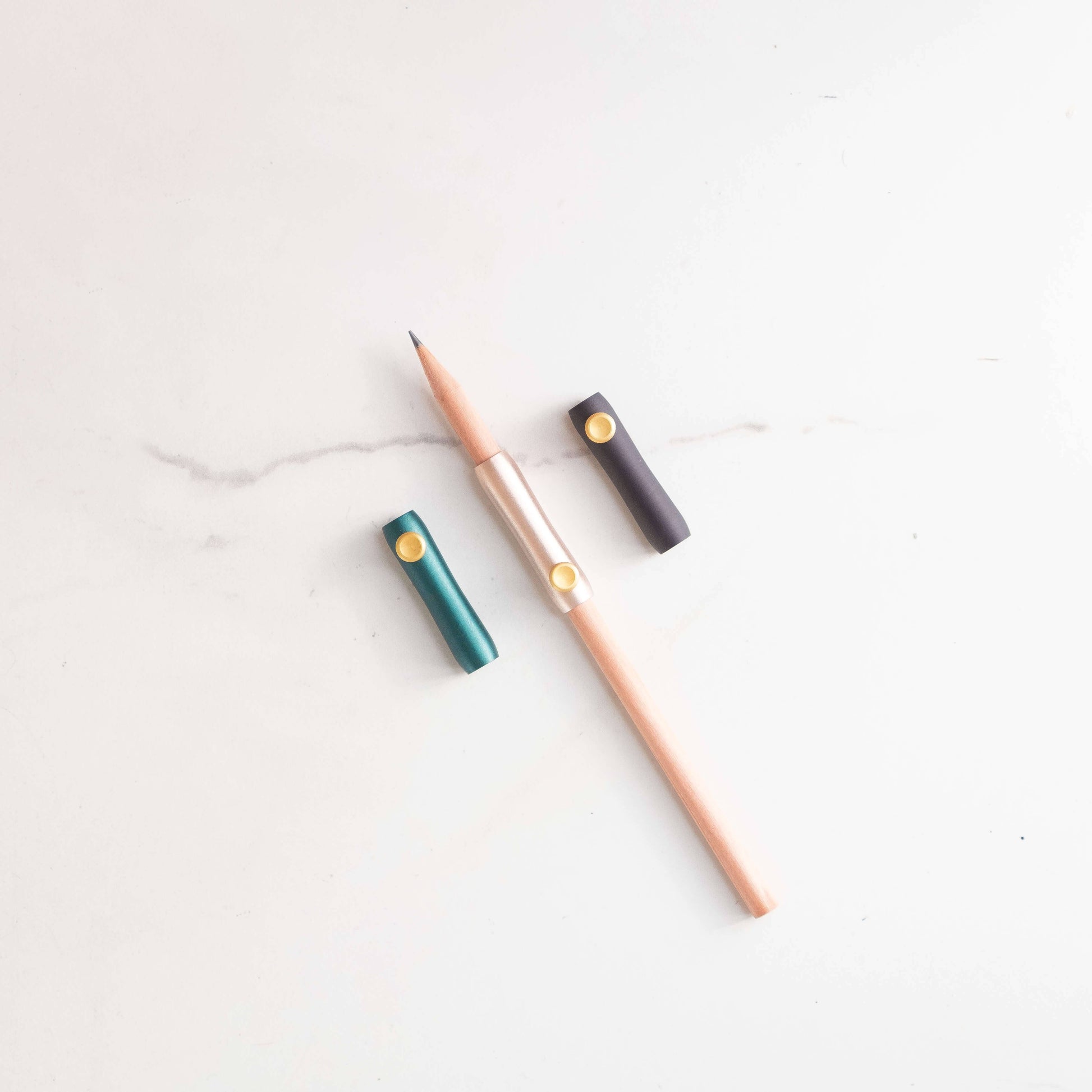 Tom's Studio Black The Poise - Pencil Grip & Extender