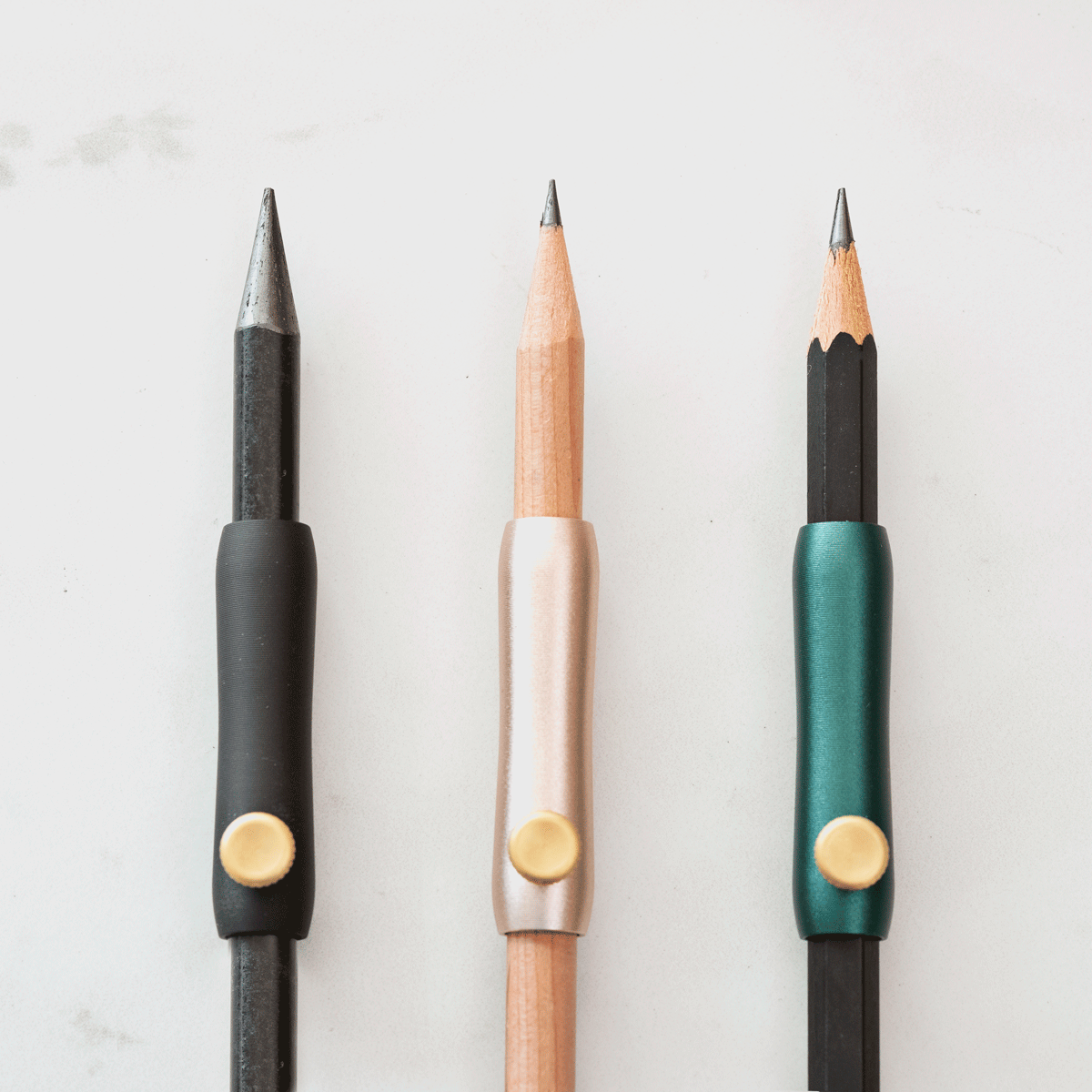 Tom's Studio Black The Poise - Pencil Grip & Extender