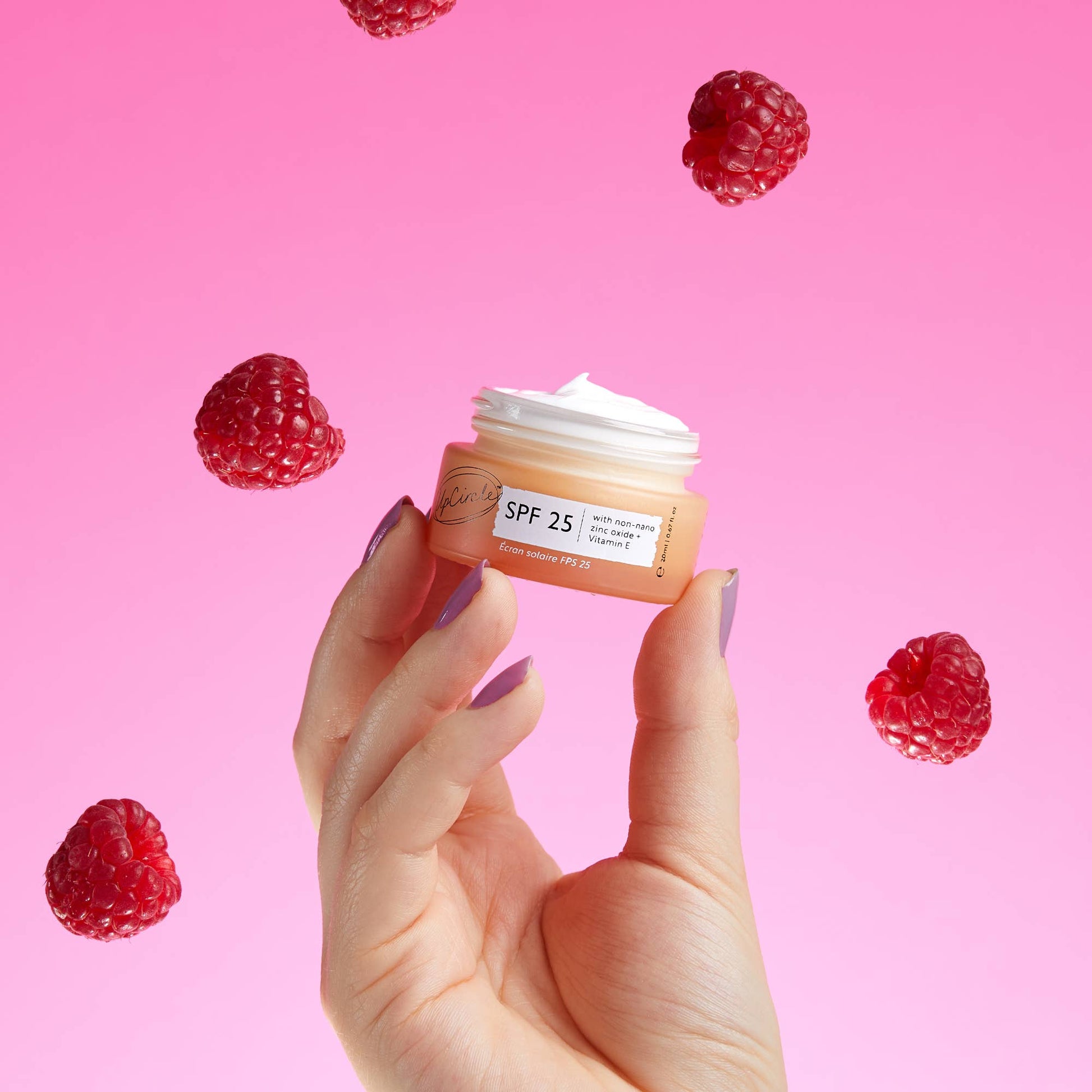 UpCircle Beauty Europe Zero Waste, Reef-safe, SPF25 Mineral Sunscreen - Travel Size