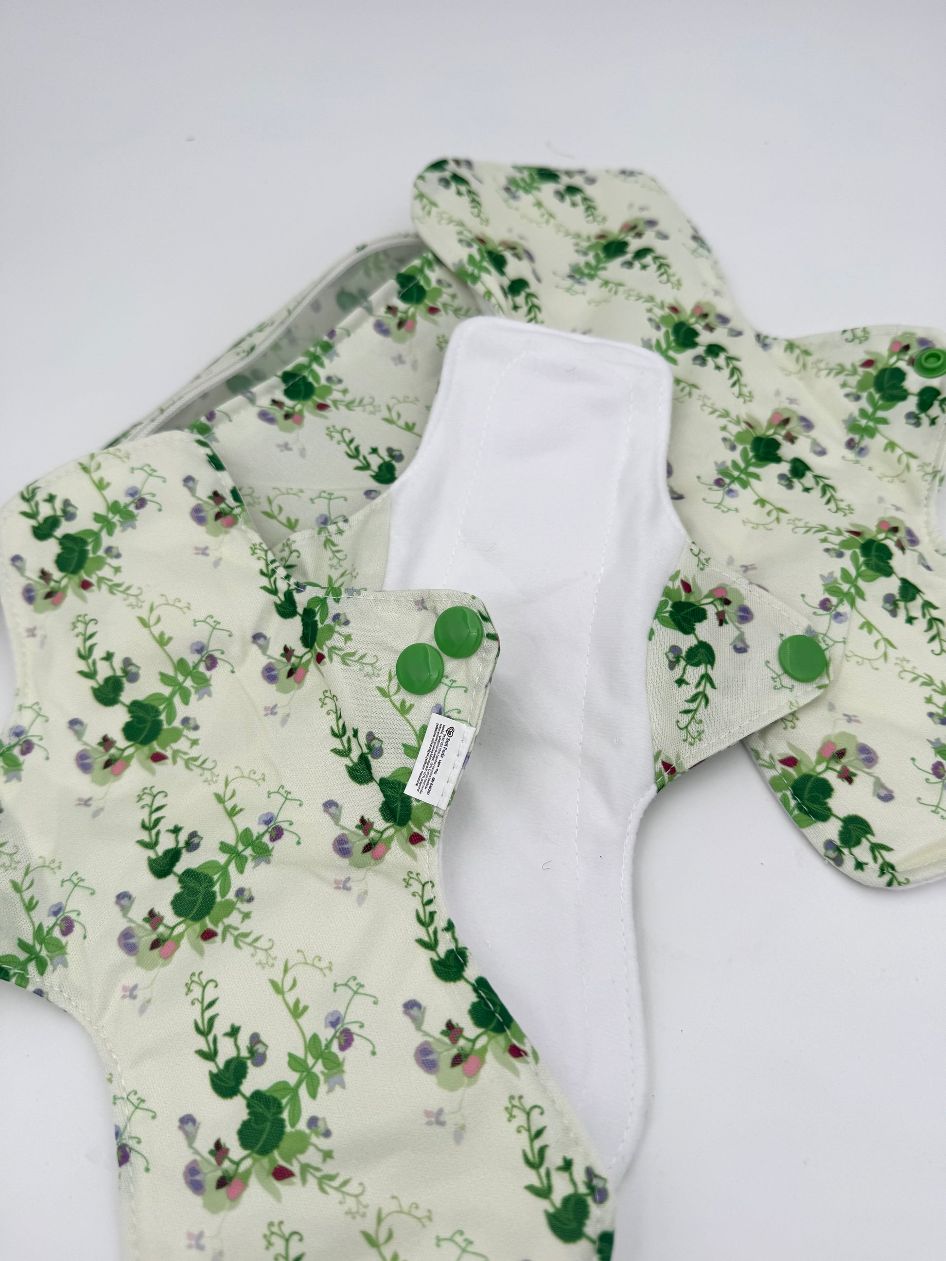EcoKinly period wear Sweet Pea Period Pad Starter Kit